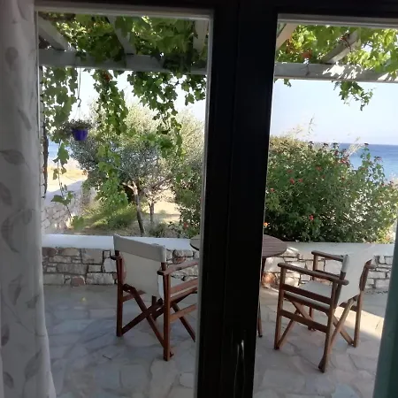Cycladic Seaside Studio アパート ドリオス